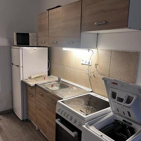 Downtown Fine-Tuned 2 Bedroom + Livingroom Apartment Th.32.1.3 Szombathely Exteriér fotografie