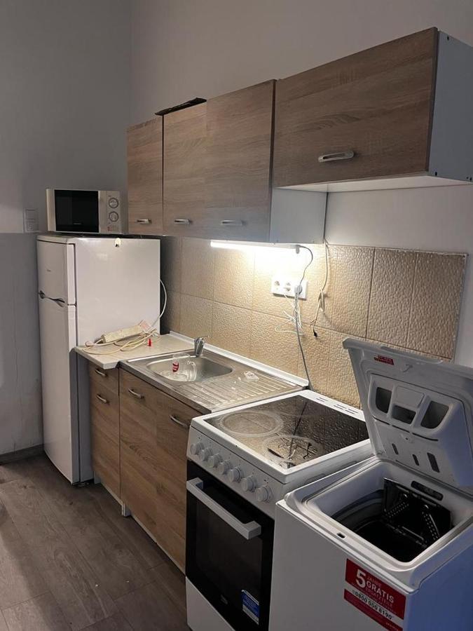 Downtown Fine-Tuned 2 Bedroom + Livingroom Apartment Th.32.1.3 Szombathely Exteriér fotografie